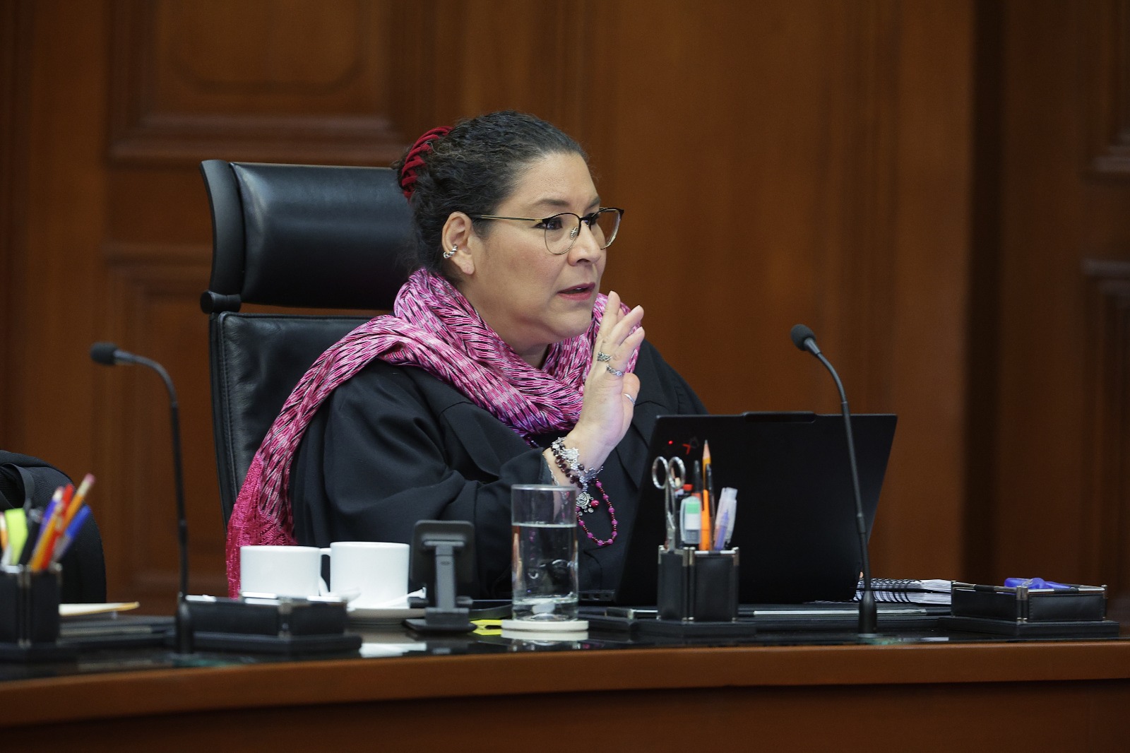 SCJN valida aranceles temporales a textiles y prendas de confección