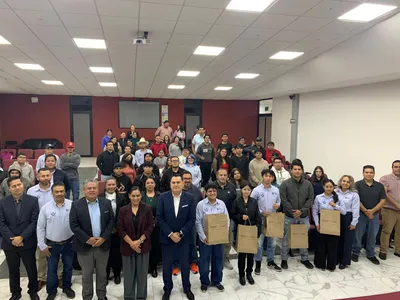 Inicia Gobierno de Zacatecas entrega de vehículos autónomos a institutos tecnológicos