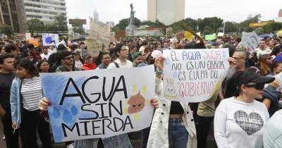 Exigen aclarar las detenciones en la marcha por agua contaminada en Jalisco; familias denuncian irregularidades