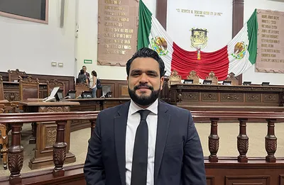 Ahora, diputado de Morena embiste contra Mejía Berdeja y Tony Flores