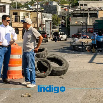 Avenida Las Torres luce sucia y descuidada