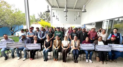 Entregan 86 apoyos a migrantes