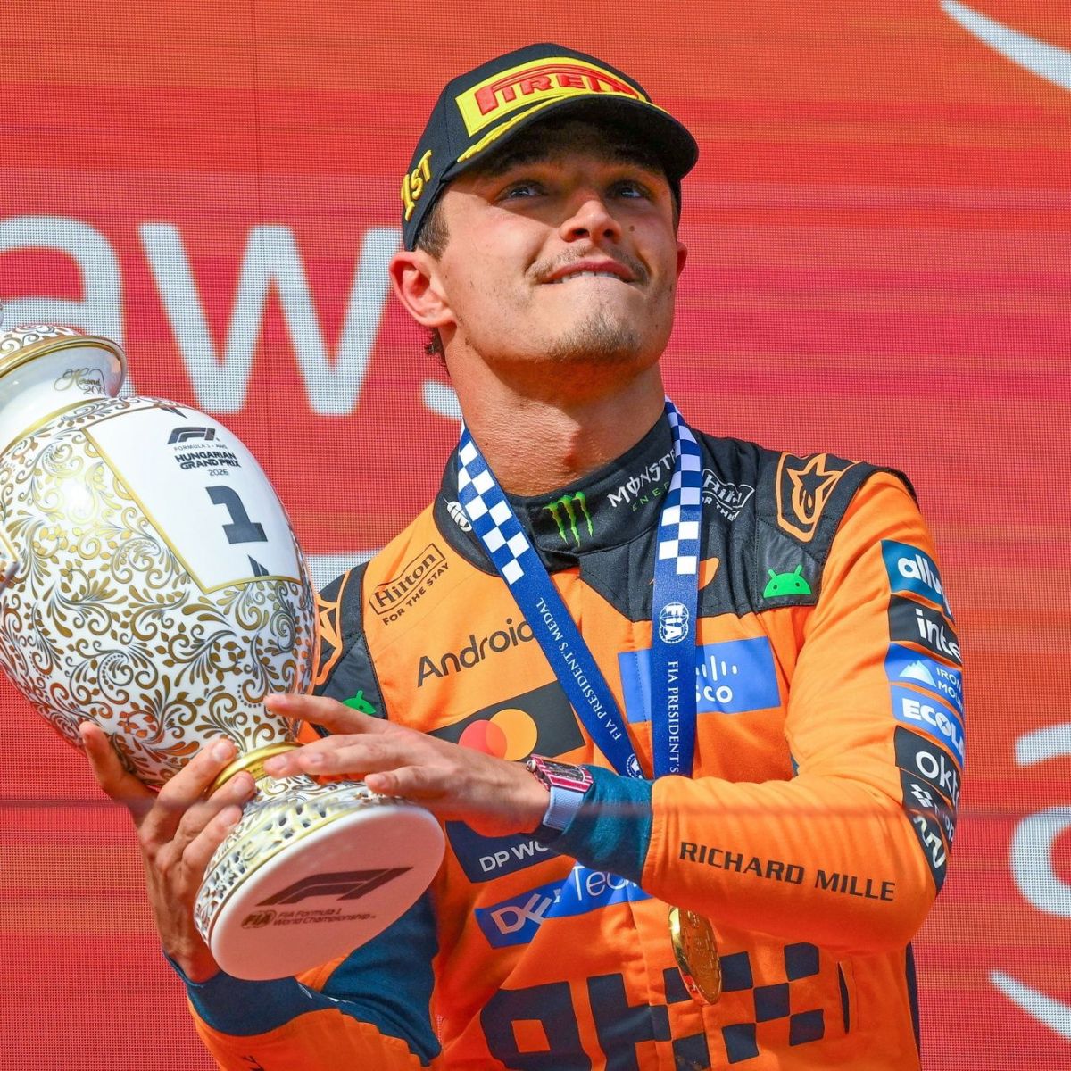 Lando Norris gana el GP de Hungría 2026; Checo Pérez abandona otra vez