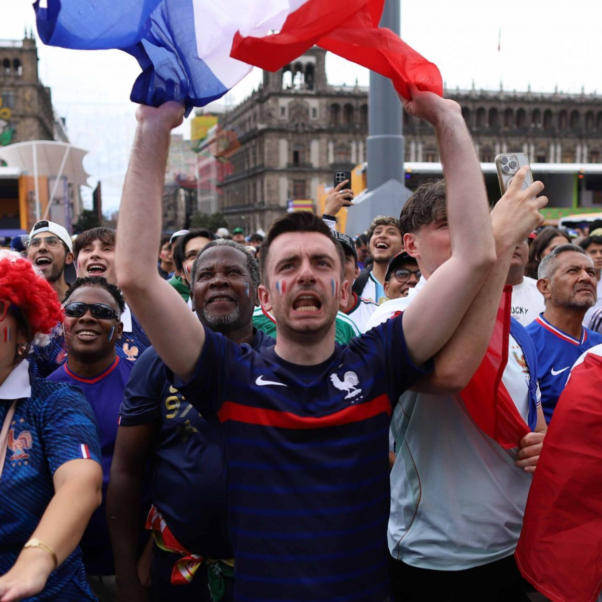 Fan Fest en el Zócalo generó mil 800 empleos
