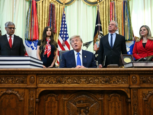 Trump quiere que México detenga a migrantes en la frontera con EU, reporta Bloomberg; Rubio pide "acción decisiva" contra inmigración
