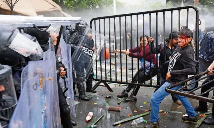 Autoridades liberan a manifestantes tras violentos enfrentamientos por ...