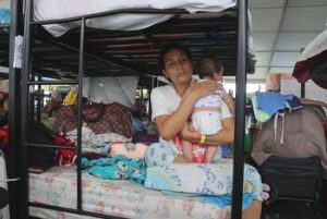 Un mes después del terremoto en Venezuela, mujeres y niñas enfrentan mayor riesgo de violencia y falta de atención médica