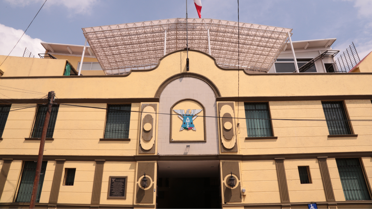 Tras caso Dafne, así opera la única escuela militarizada privada que queda en Puebla