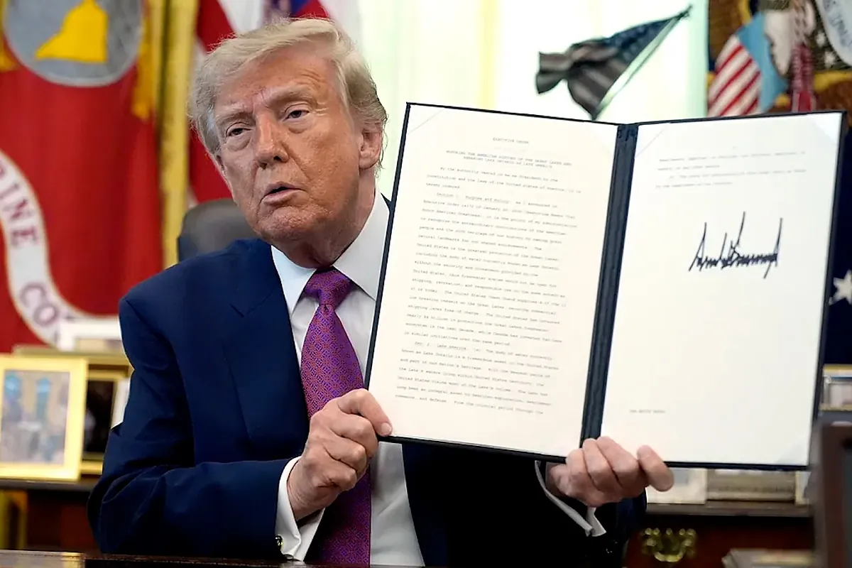 Trump sugiere renombrar los Océanos Atlántico y Pacífico a Océano 'América