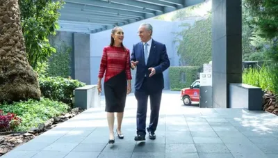 Presidenta Sheinbaum se reúne con José Medina Mora por el 50 aniversario del CCE