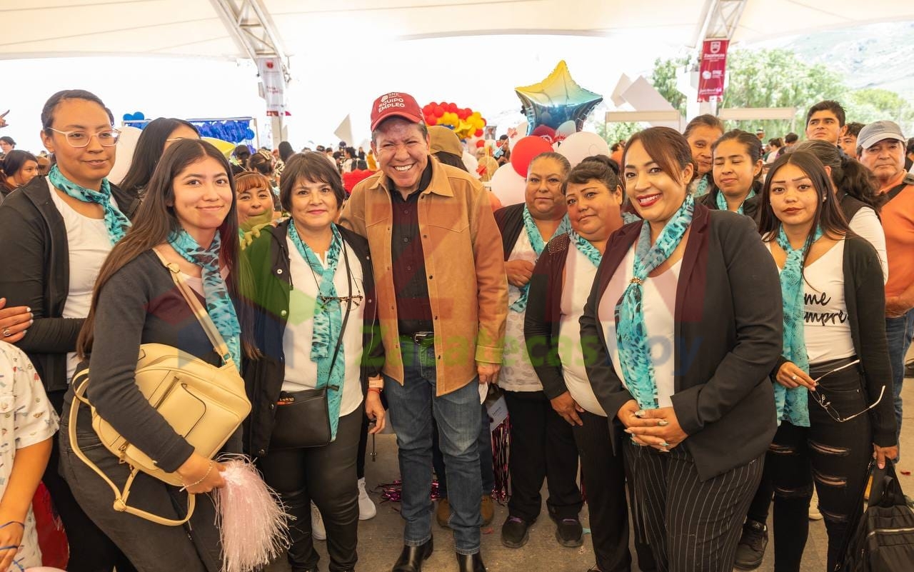 Ofertan 1 mil vacantes en la Feria del Empleo